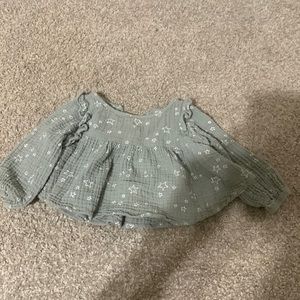 Rylee & Cru grey stars flow top